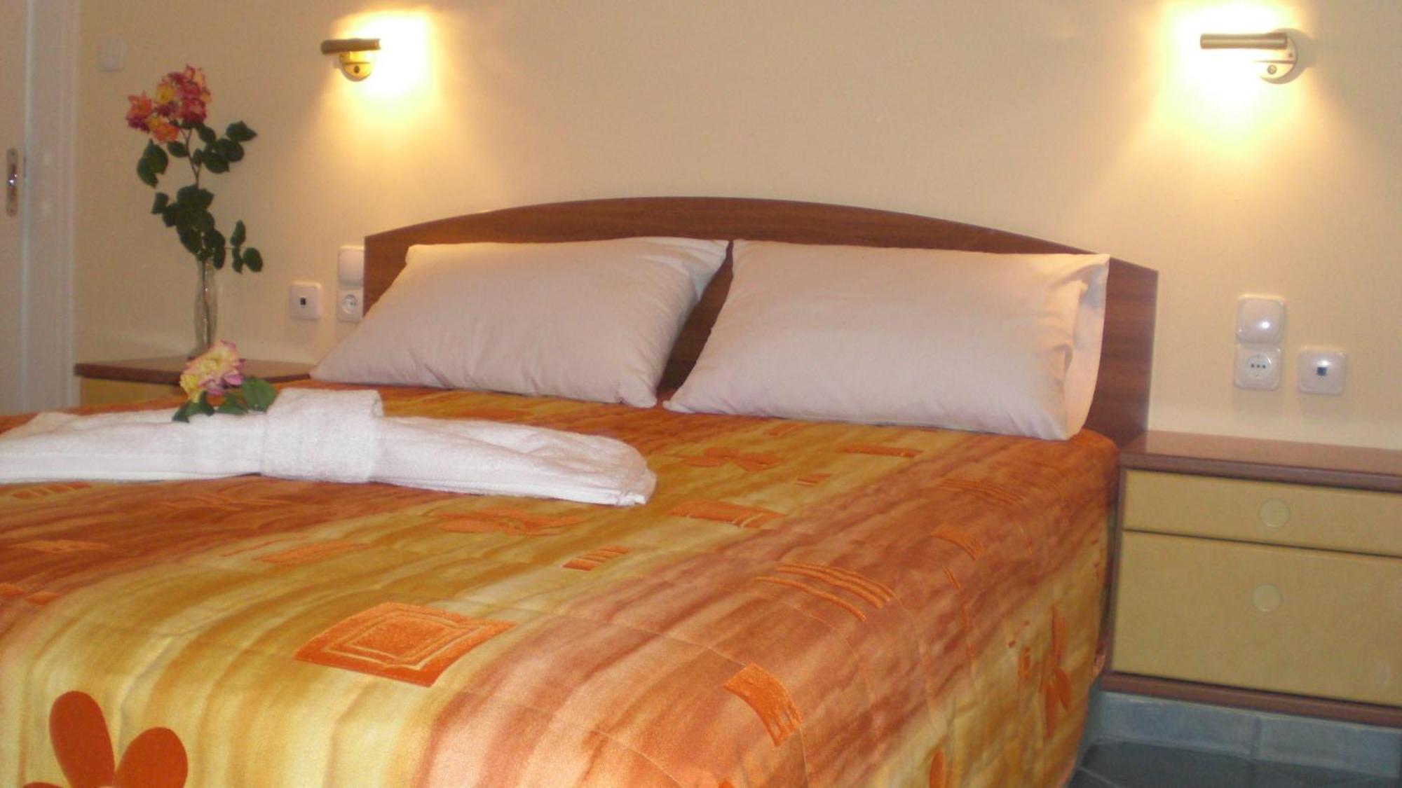 Exanthia Villas Rum bild