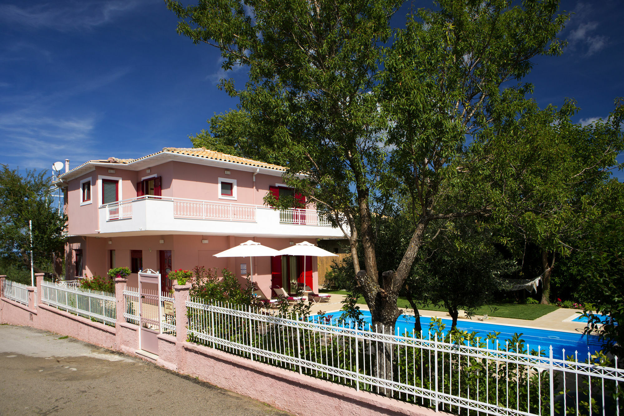 Exanthia Villas Exteriör bild